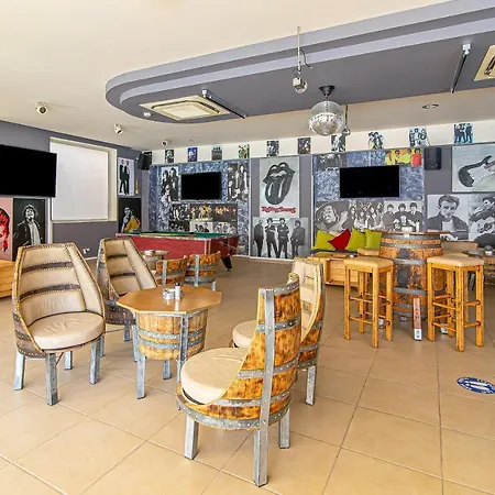Ilios Hotel
